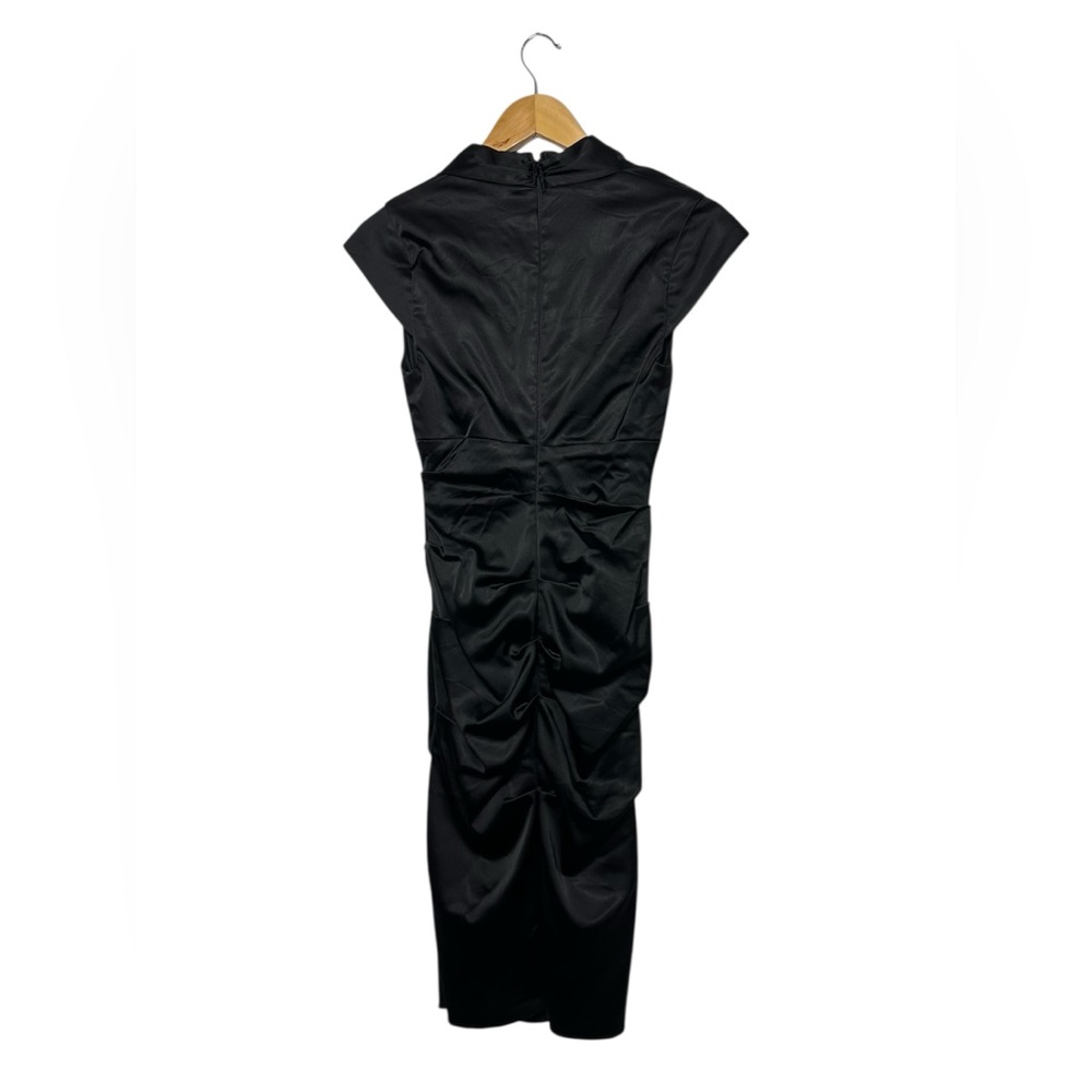 Xscape Pleated Stretch Satin Sheath Dress Sz 4 Little Black Dress Cocktail - Picture 8 of 8